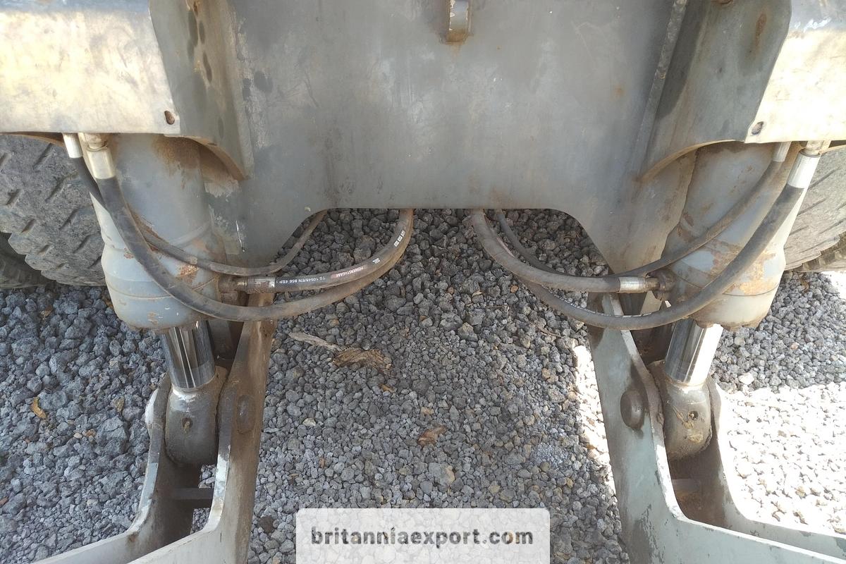 Used 2001 LIEBHERR  A924 Litronic Wheeled Excavator with Grab | Front Blade