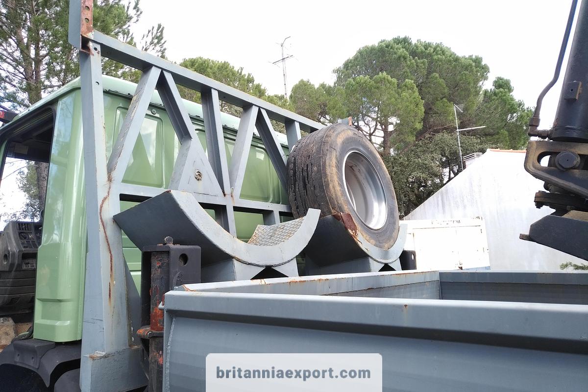 Used 1991 SCANIA P 113H 320 | 6x6 10 Tyres |  26 Ton | Truck with HIAB 450 Crane