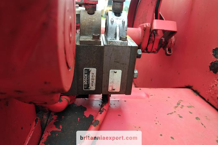 Used 1966 McCormick International 523 farm tractor