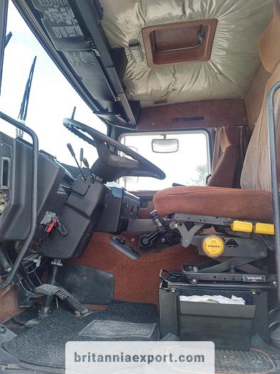 Used 1988 VOLVO F12 360 6X2 26 ton tipper.