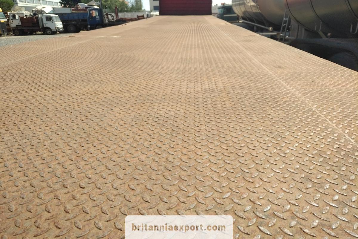 Used 1991 Trouillet  ST3340 Heavy Duty Flatbed Semi-Trailer Container Twist Locks 33500 Kg GVW
