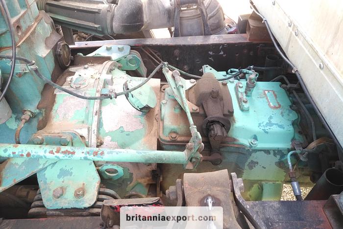 Used 1994 SCANIA P 93M 280 19 ton isothermic box lorry.