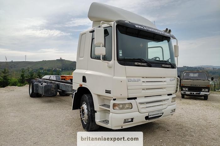 Used 2006 DAF CF 75 310 ZF 16 manual Euro 3 chassis cab truck.