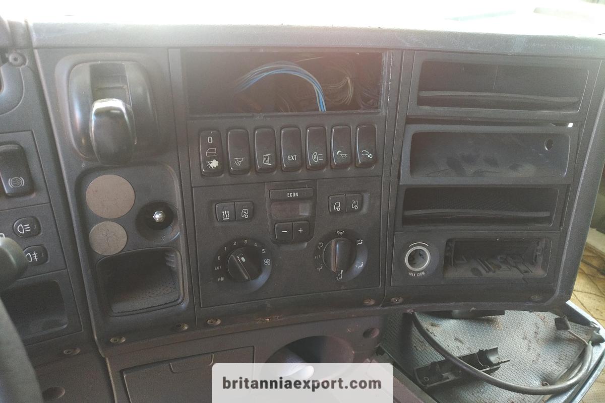 Used 2006 SCANIA R580 V8 Topline Manual Retarder Tractor Unit