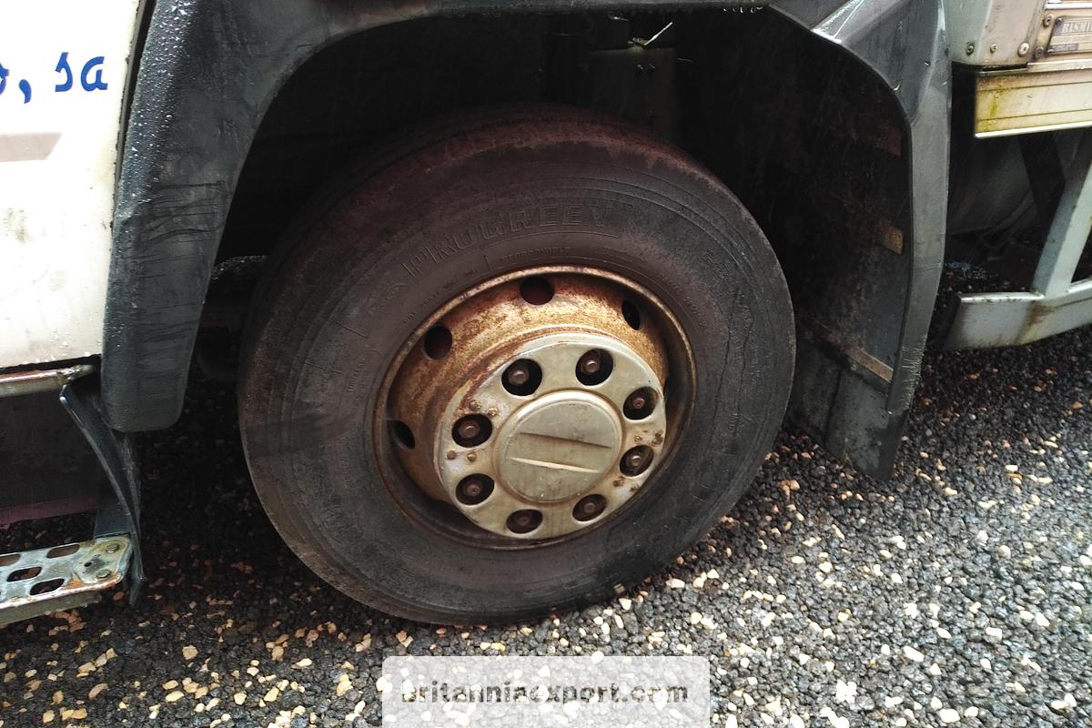 Used 1993 VOLVO FL614 210 Isothermic Box Truck – 14 Ton – Left Hand Drive – Mechanical Pump