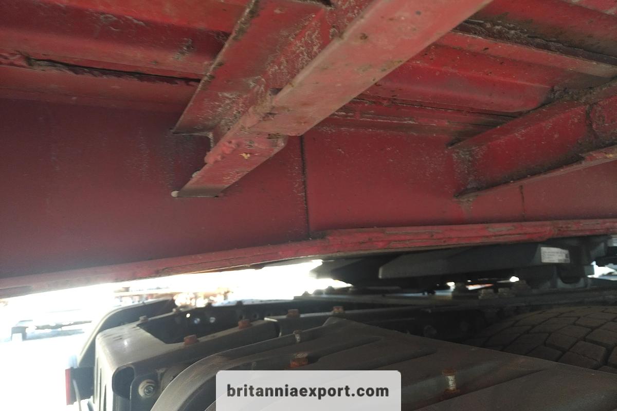 Used 1991 Trouillet  ST3340 Heavy Duty Flatbed Semi-Trailer Container Twist Locks 33500 Kg GVW
