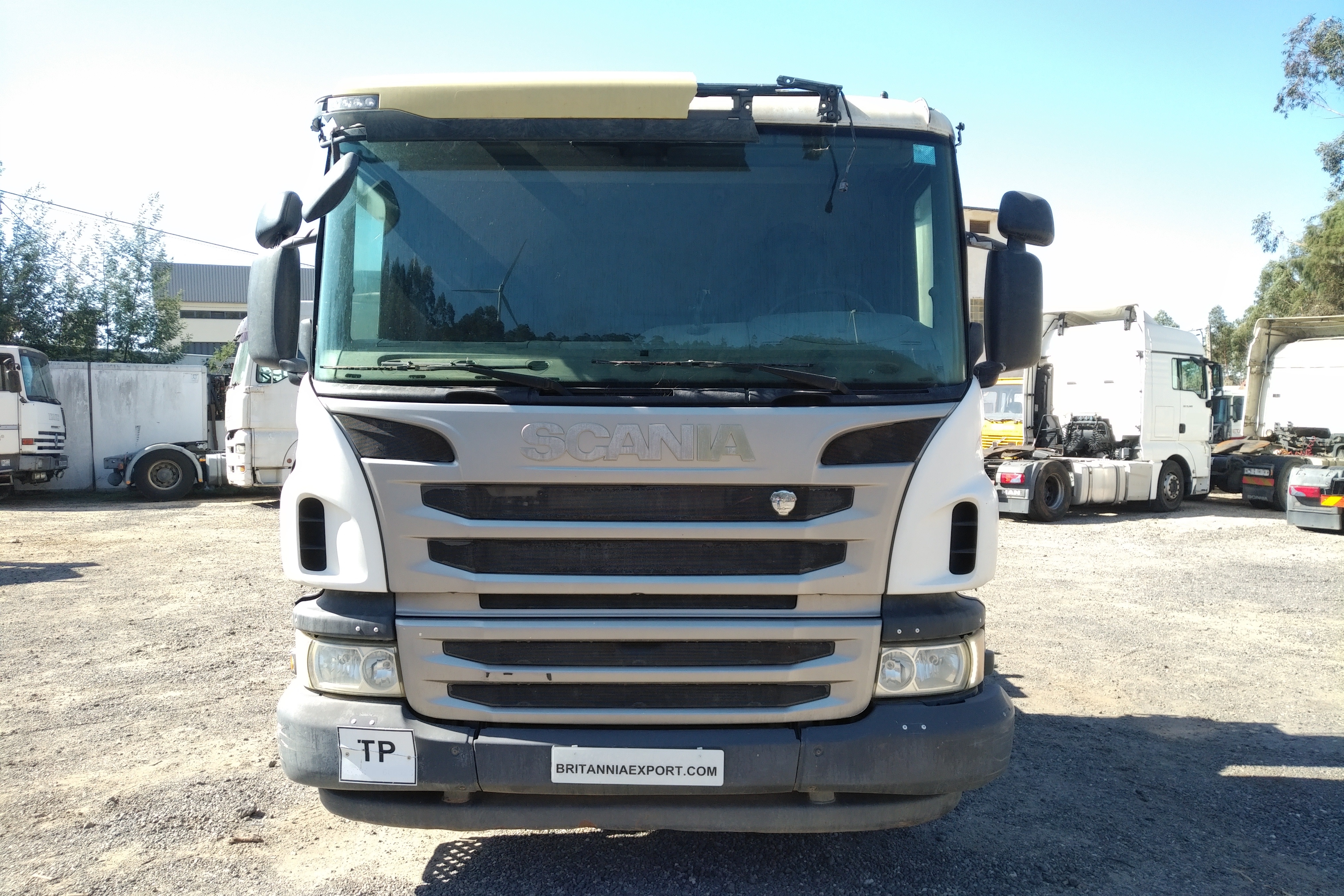 Used 2015 SCANIA P280 Manual Euro 6 4x2 Palfinger PK 7501 Performance Crane Remote Control