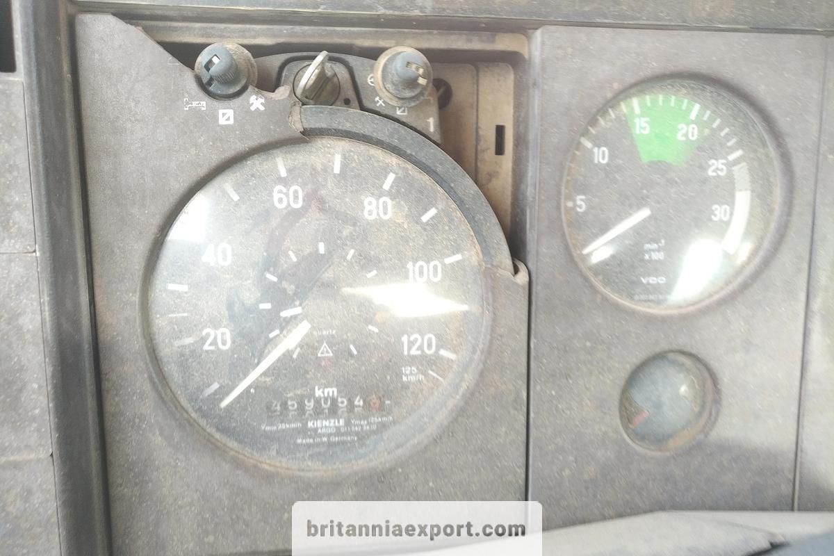 Used 1989 MERCEDES-BENZ 1317 OM366 6 Cylinder 13 Ton Chassis Cab Truck