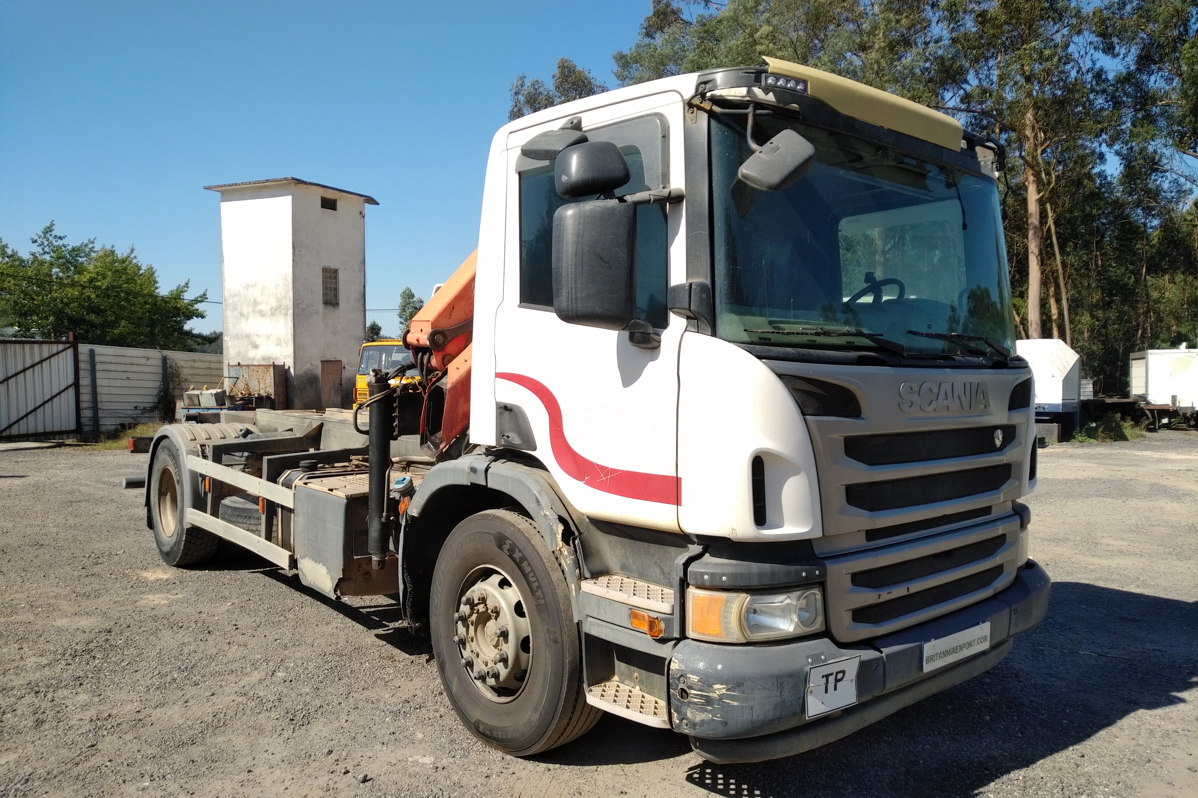 Used 2015 SCANIA P280 Manual Euro 6 4x2 Palfinger PK 7501 Performance Crane Remote Control