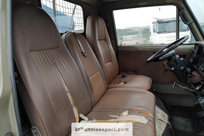 Used 1985 TOYOTA Dyna BU30 3.0 diesel 6 tyres 5.5 ton truck.