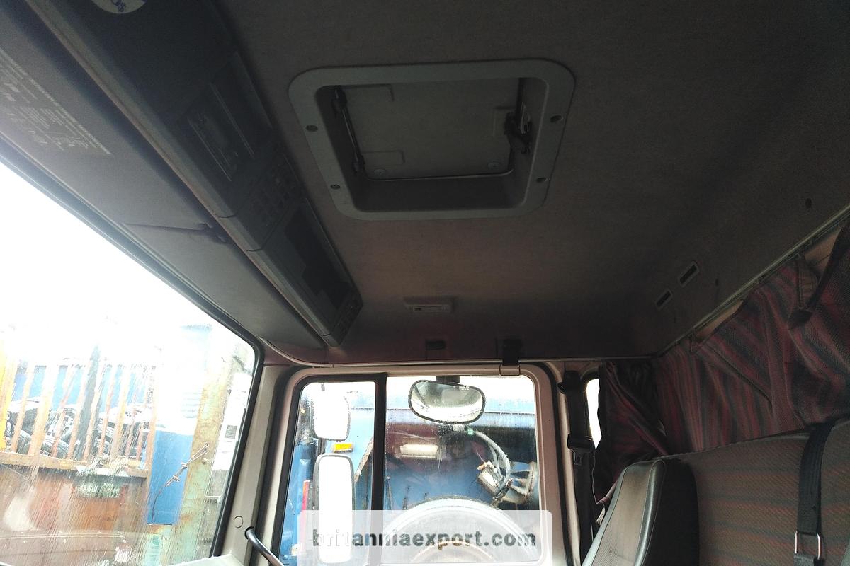 Used 1993 VOLVO FL614 210 Isothermic Box Truck – 14 Ton – Left Hand Drive – Mechanical Pump