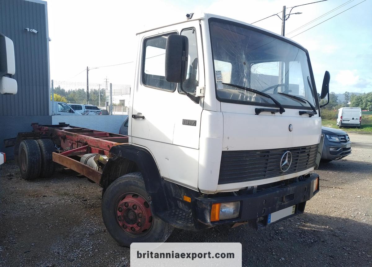 Used 1989 MERCEDES-BENZ 1317 OM366 6 Cylinder 13 Ton Chassis Cab Truck