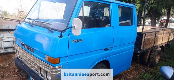 Used 1985 Toyota Dyna BU30 crew cab 6 seats 3.0 diesel 5.5 ton truck.