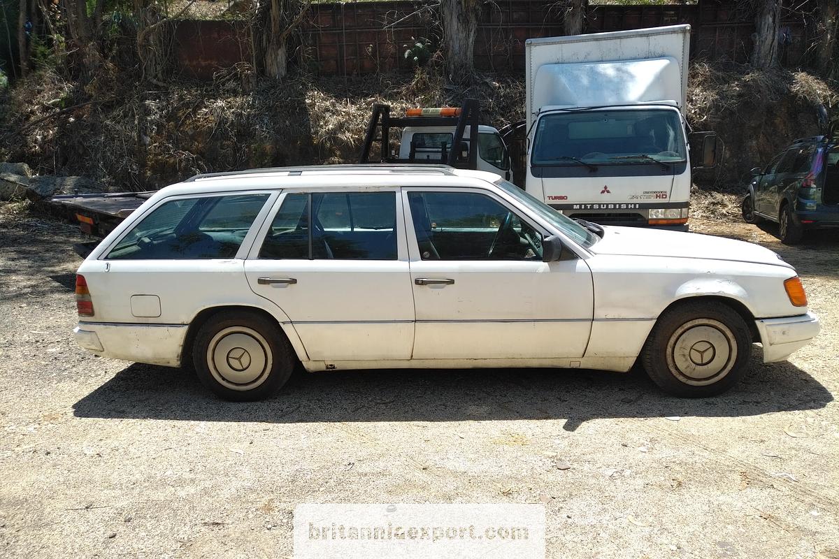 Used MERCEDES-BENZ W124 200 TD 2.0 Diesel 4 Cylinder Estate Car