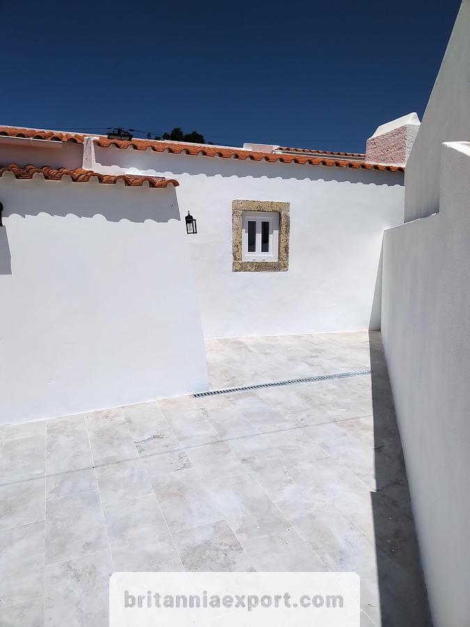 Refurbished 3 Bedroom Detached house to rent in Monte Godel | Mafra | Portugal.