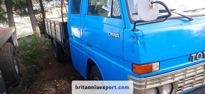 Used 1985 Toyota Dyna BU30 crew cab 6 seats 3.0 diesel 5.5 ton truck.
