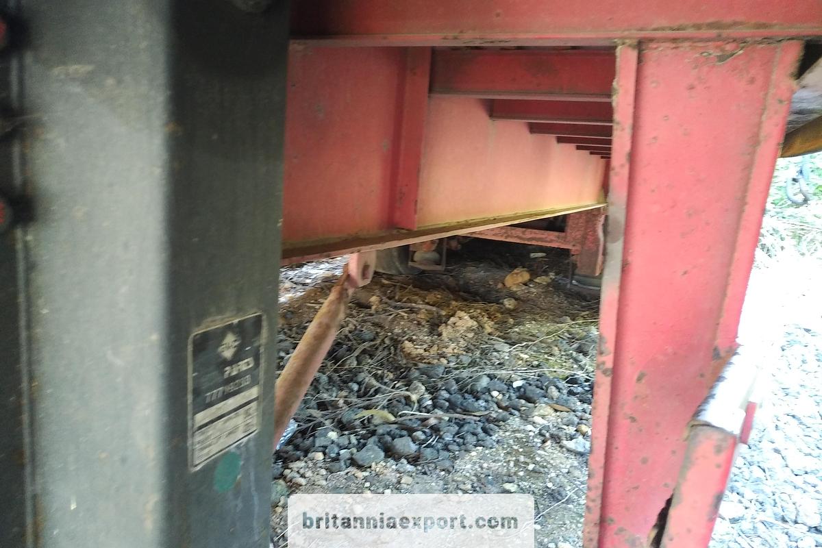 Used 1997 Curtainsider Semi-Trailer RoR Axles Drum Brakes