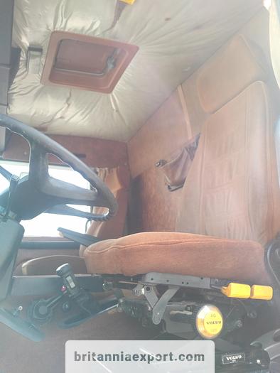 Used 1988 VOLVO F12 360 6X2 26 ton tipper.