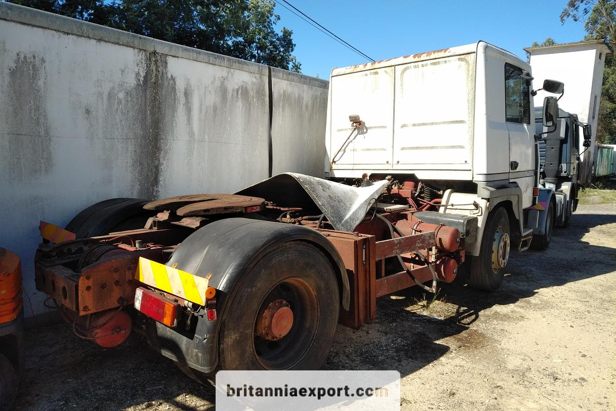 Used 1994 RENAULT R385 Major 4x2 Hub Reduction & Tipper Hydraulics Tractor Unit
