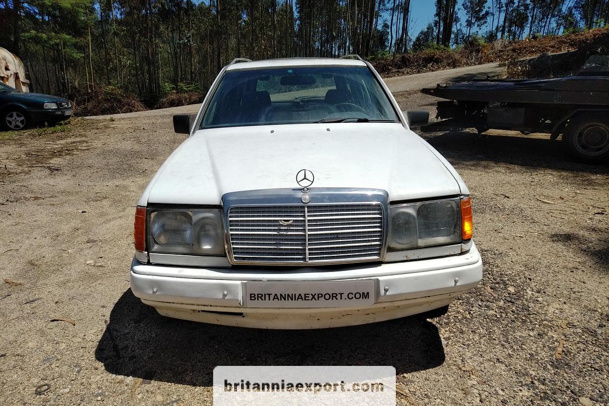 Used MERCEDES-BENZ W124 200 TD 2.0 Diesel 4 Cylinder Estate Car