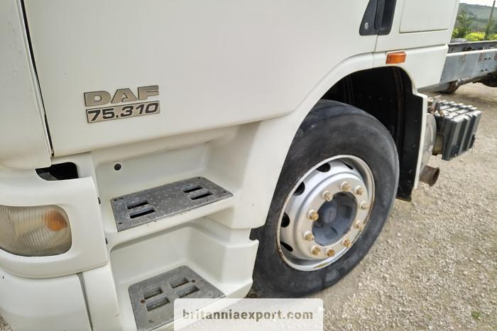 Used 2006 DAF CF 75 310 ZF 16 manual Euro 3 chassis cab truck.