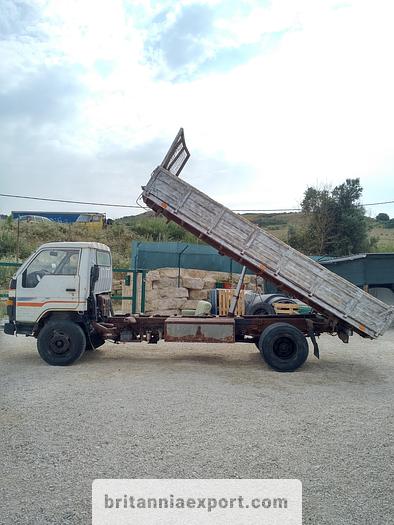 Used 1989 TOYOTA Dyna 300 14B 7.5 ton 3 way tipper