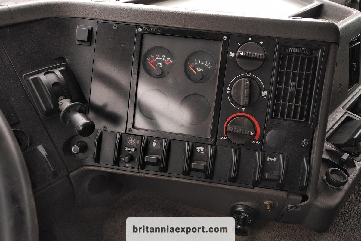 Used 1996 VOLVO FL10 320 | 8x2 12 Tyres | Euro 2 |  32 Ton Curtainsider Truck