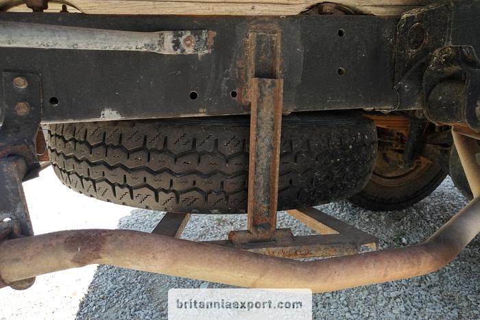 Used 1984 TOYOTA Dyna BU30 3.0 diesel 6 tyres 5.5 ton truck.