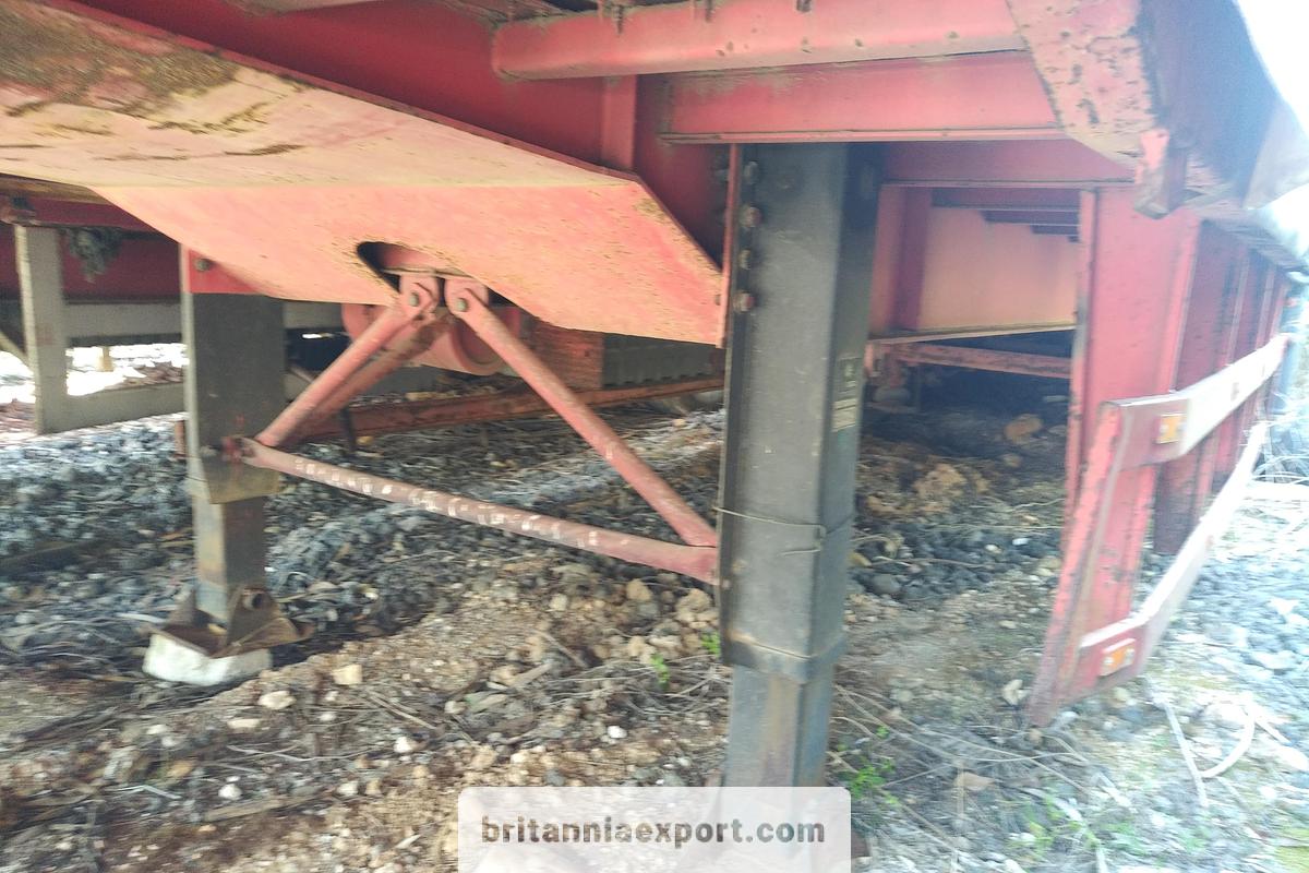Used 1997 Curtainsider Semi-Trailer RoR Axles Drum Brakes
