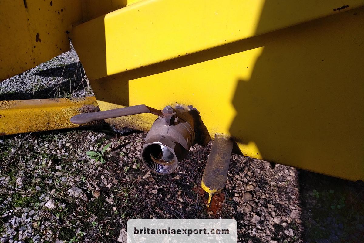 Used 2003 DAF LF55 180 | 15 Ton | On springs | Refuse Truck