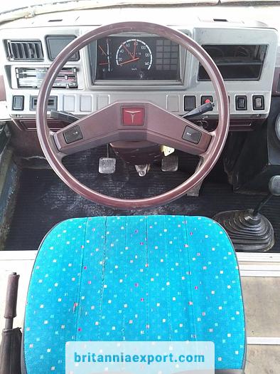 Used 1987 TOYOTA Coaster 13B 3.4 diesel 28 seater minibus