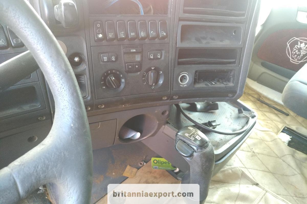 Used 2006 SCANIA R580 V8 Topline Manual Retarder Tractor Unit