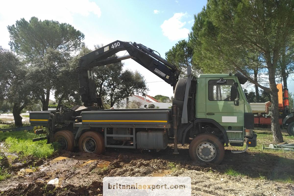 Used 1991 SCANIA P 113H 320 | 6x6 10 Tyres |  26 Ton | Truck with HIAB 450 Crane