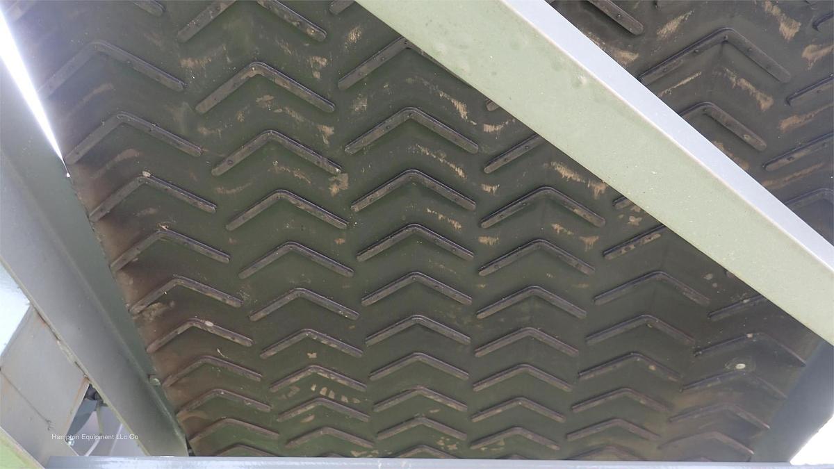 2025 EARTHWORM CONVEYORS 36X100