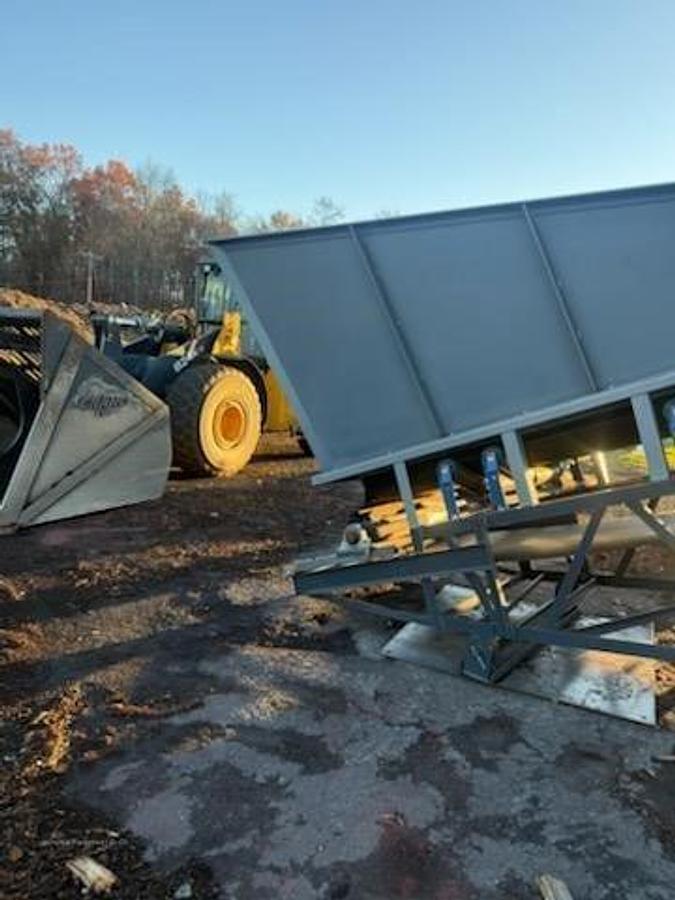 Used 2025 EARTHWORM CONVEYORS 48X30