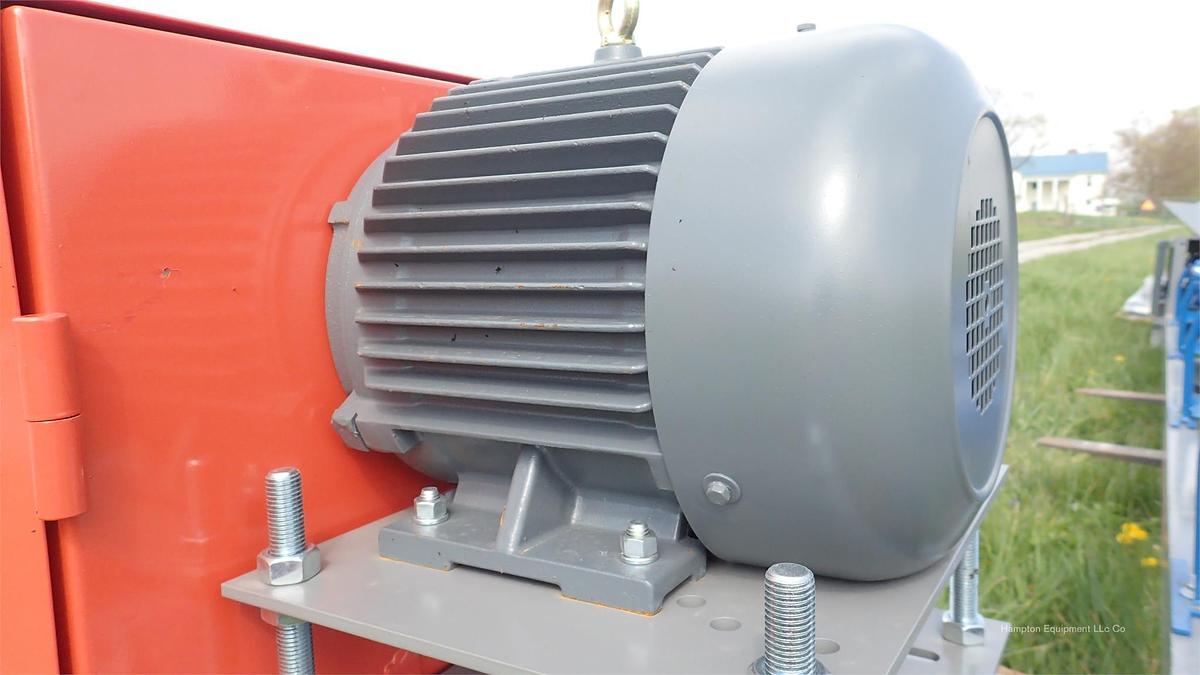 2025 EARTHWORM CONVEYORS 24X20