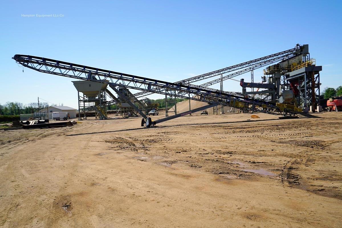 2025 EARTHWORM CONVEYORS 36X110