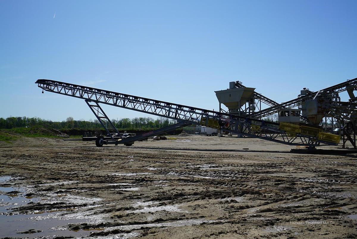 2025 EARTHWORM CONVEYORS 36X110