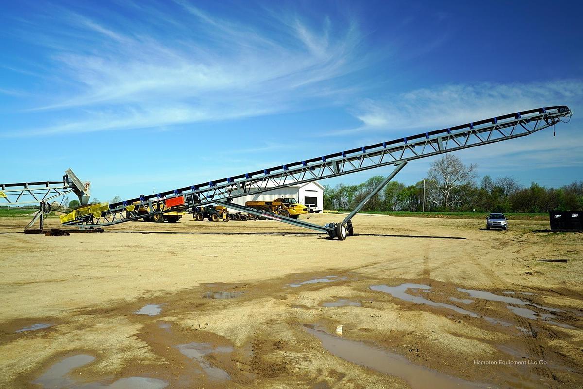 2025 EARTHWORM CONVEYORS 30X100