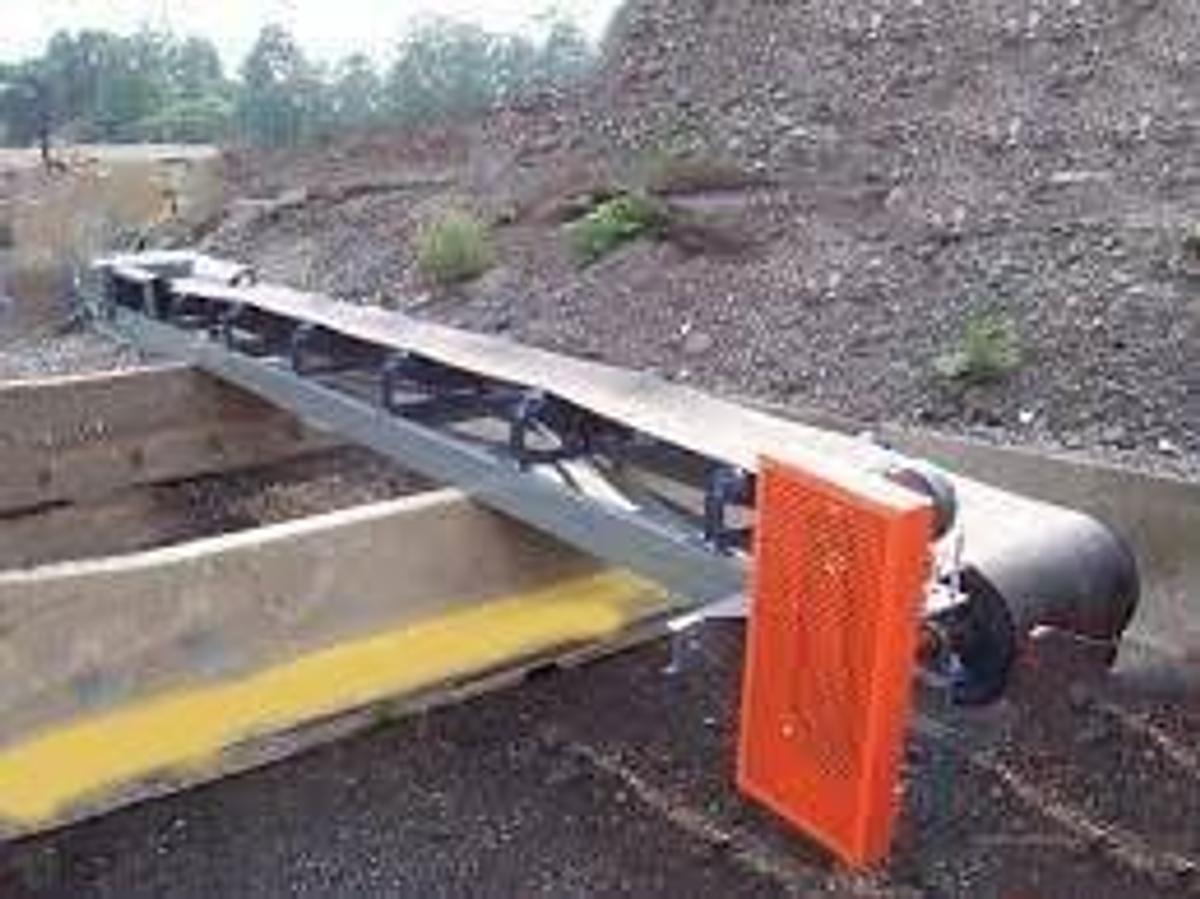 Used 2025 EARTHWORM CONVEYORS 36X20