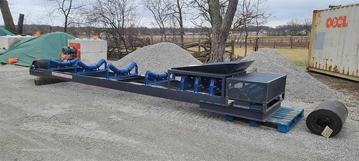 2025 EARTHWORM CONVEYORS 30X20