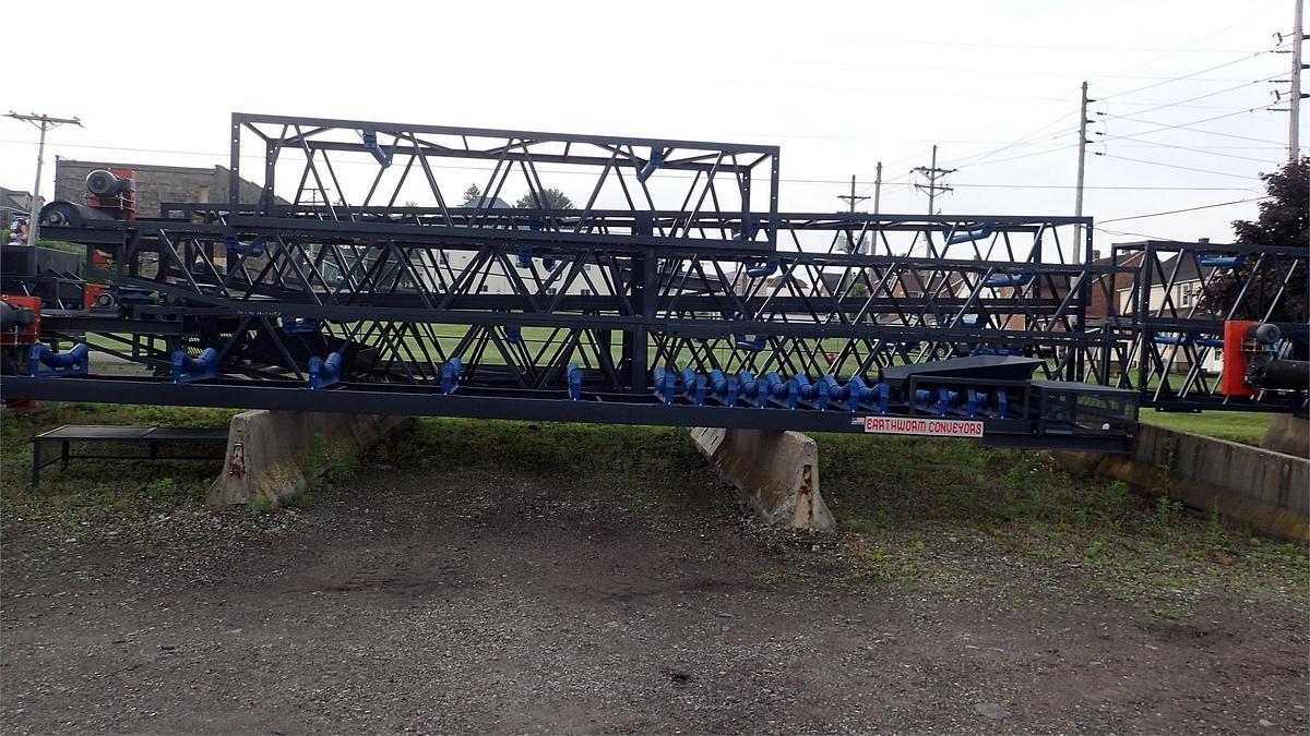 2026 EARTHWORM CONVEYORS 30X100