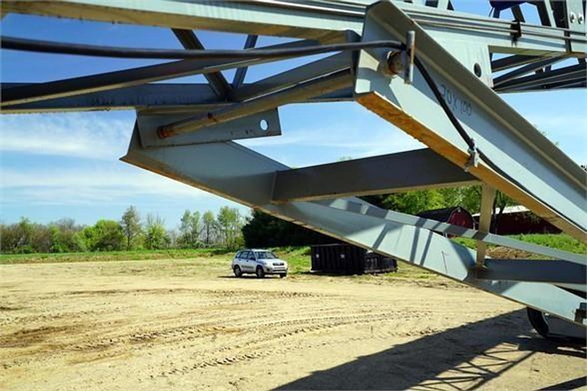 Used 2025 EARTHWORM CONVEYORS 30X100