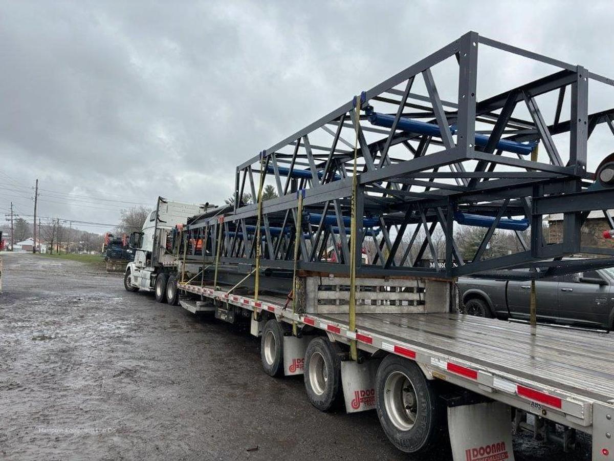 2025 EARTHWORM CONVEYORS 3X100