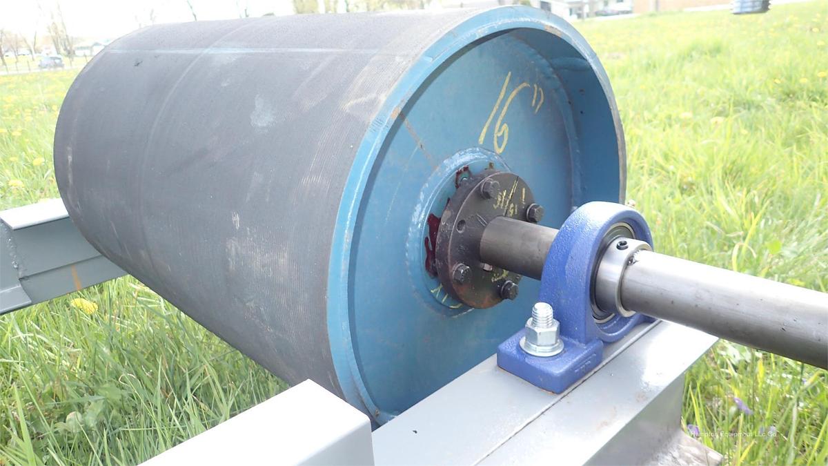 2025 EARTHWORM CONVEYORS 24X20