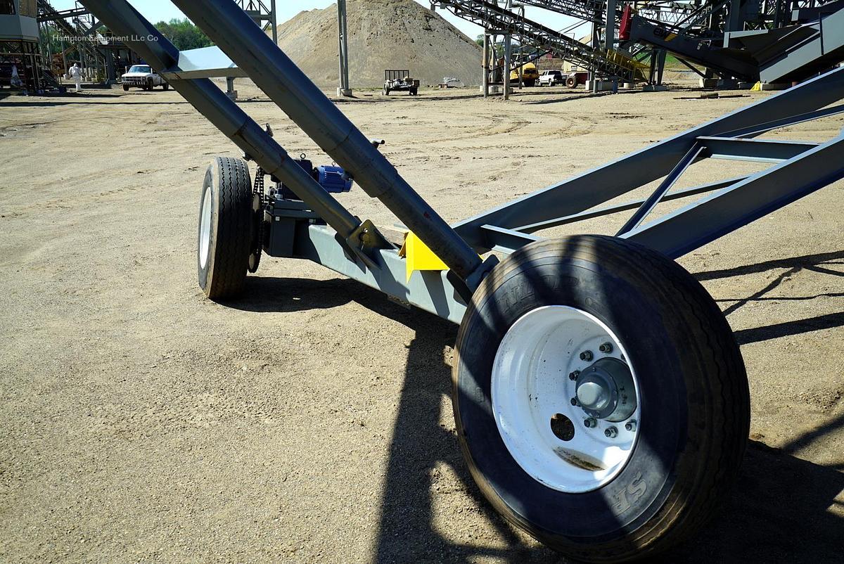 2025 EARTHWORM CONVEYORS 36X110