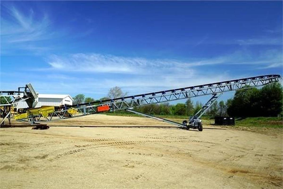 2025 EARTHWORM CONVEYORS 3X60