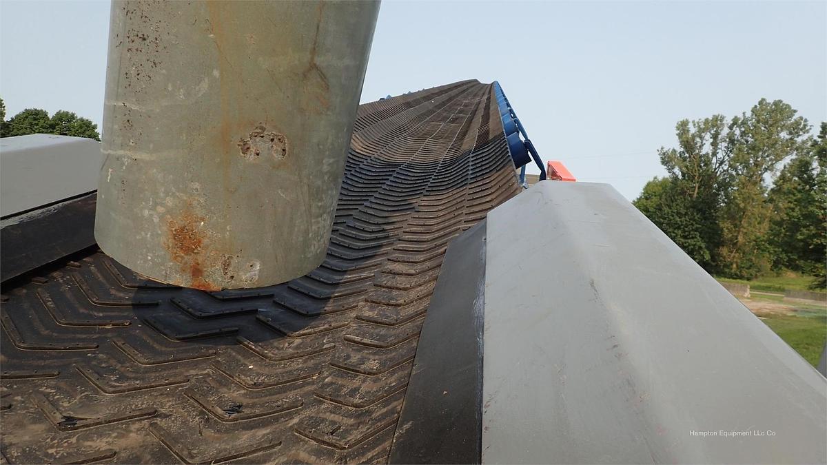 2025 EARTHWORM CONVEYORS 36X100