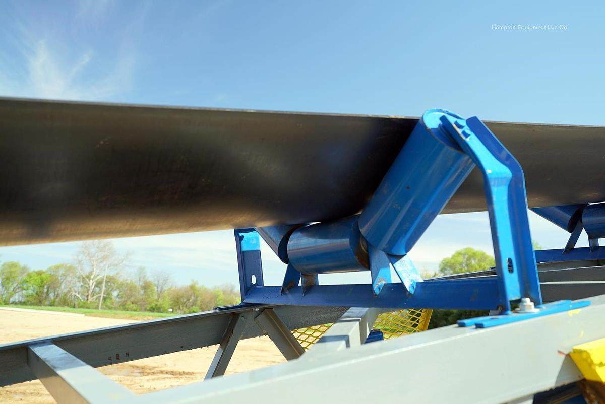 2025 EARTHWORM CONVEYORS 36X100