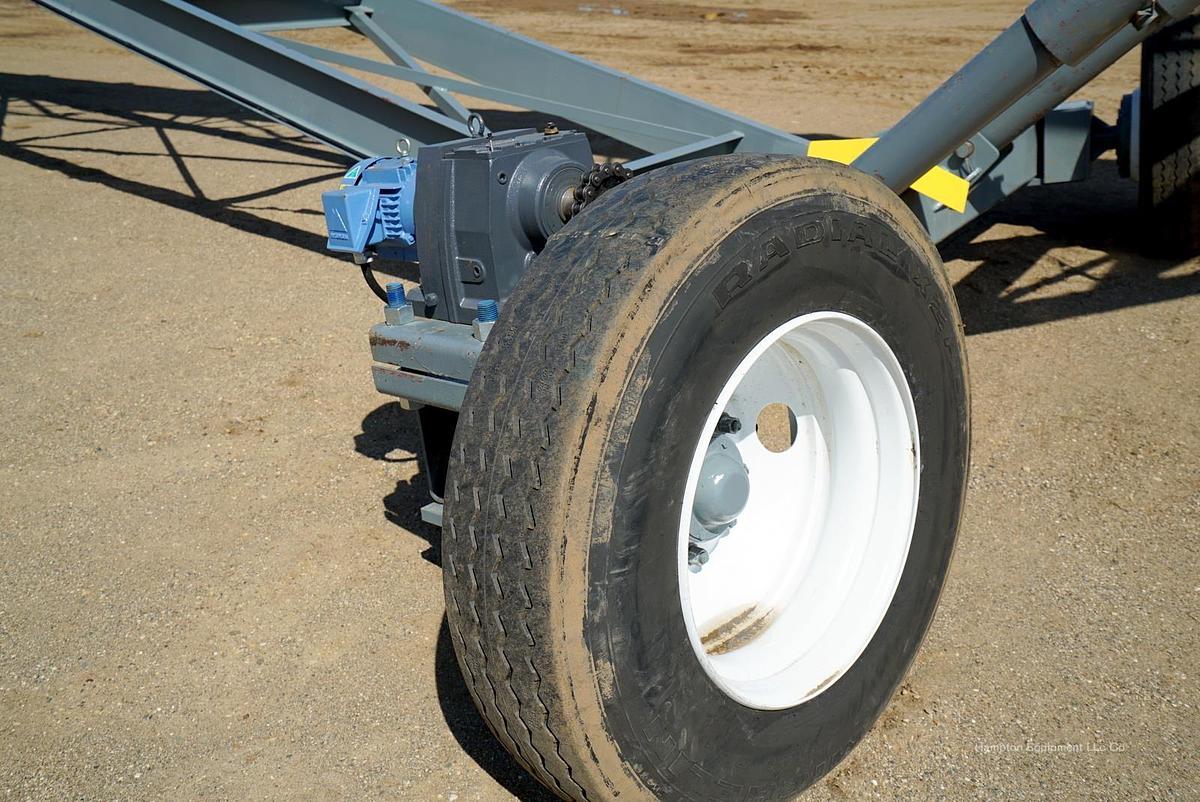 2025 EARTHWORM CONVEYORS 30X100